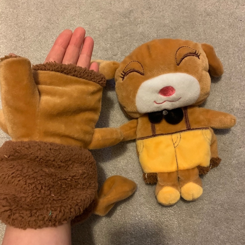 Cute warm winter gloves